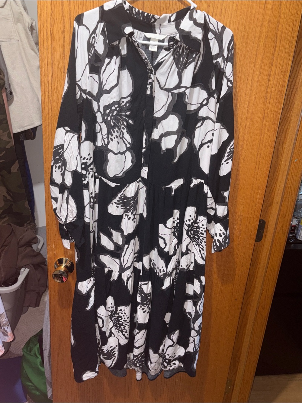 H&M Black and White Floral Long Sleeve Tiered Maxi Dress